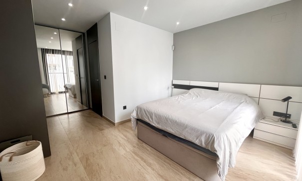 Återförsäljning - Fristående villa -
Villamartín