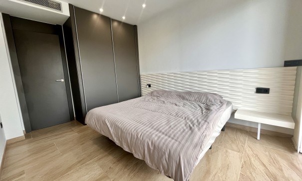 Återförsäljning - Fristående villa -
Villamartín