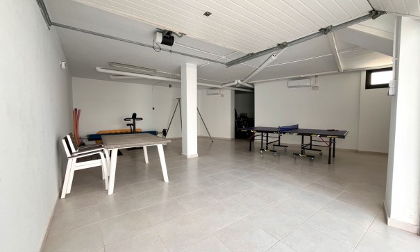 Återförsäljning - Fristående villa -
Villamartín