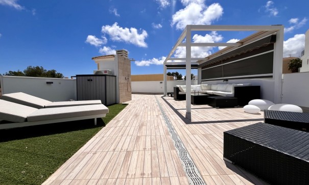 Återförsäljning - Fristående villa -
Villamartín