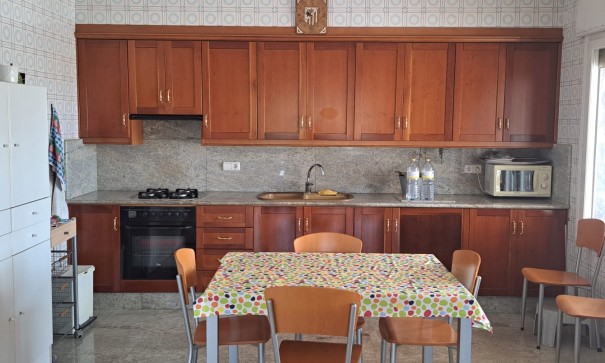 Herverkoop - Finca Landelijk pand -
Novelda