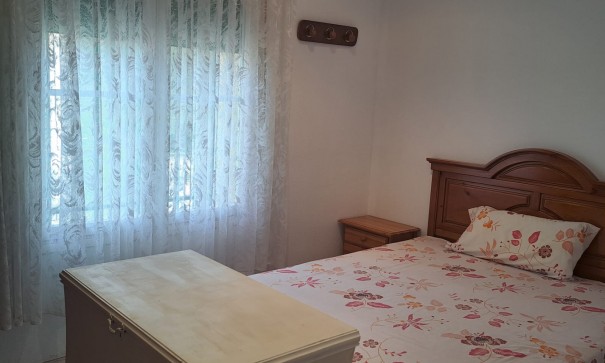 Herverkoop - Finca Landelijk pand -
Novelda