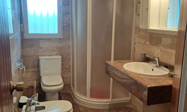 Herverkoop - Finca Landelijk pand -
Novelda