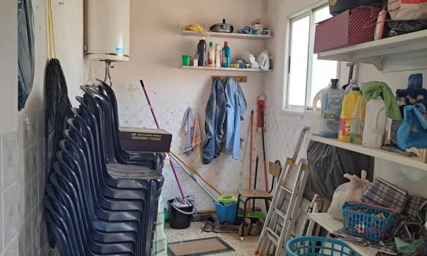 Herverkoop - Finca Landelijk pand -
Novelda