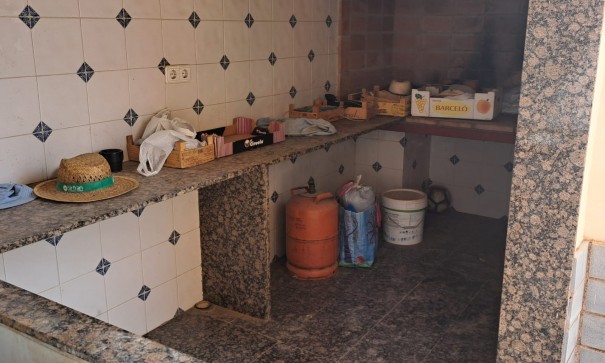 Herverkoop - Finca Landelijk pand -
Novelda