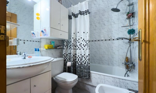 Videresalg - Lejlighed lejlighed -
Torrevieja - La Mata pueblo