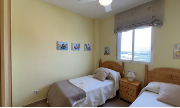 Återförsäljning - Lägenhet / lägenhet -
Guardamar del Segura - Puerto