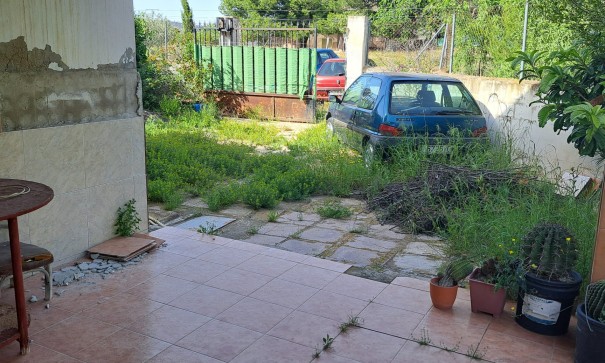 Återförsäljning - Finca lantlig egendom -
Monóvar