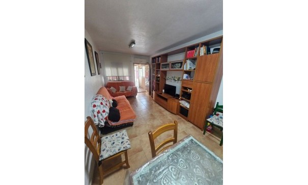 Videresalg - Byhus -
Los Alcazares