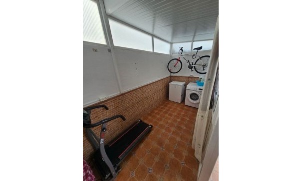 Videresalg - Byhus -
Los Alcazares