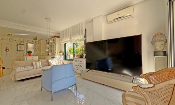 Sprzedaż - Willa w zabudowie bliźniaczej -
Orihuela Costa - 0