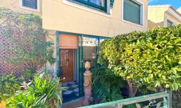 Sprzedaż - Willa w zabudowie bliźniaczej -
Orihuela Costa - 0