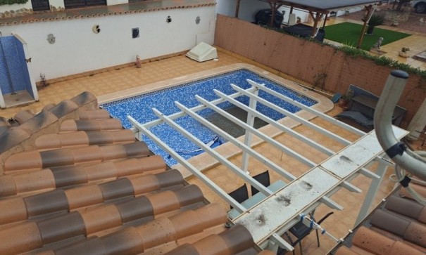 Resale - Freistehende Villa -
Hondón de las Nieves