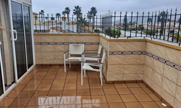 Resale - Freistehende Villa -
Hondón de las Nieves