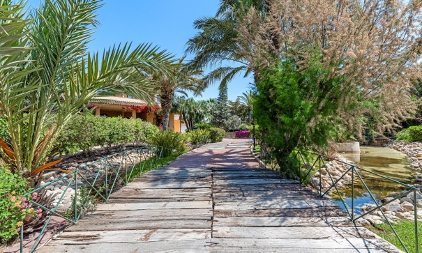 Återförsäljning - Fristående villa -
Elche - Elche/Elx