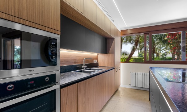 Återförsäljning - Fristående villa -
Elche - Elche/Elx