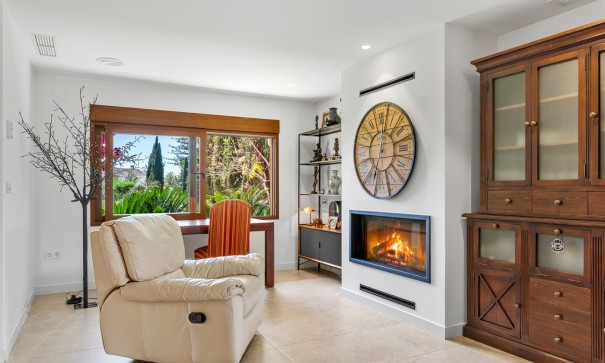 Återförsäljning - Fristående villa -
Elche - Elche/Elx