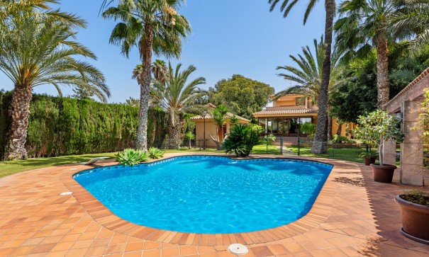 Återförsäljning - Fristående villa -
Elche - Elche/Elx