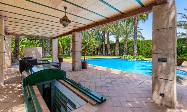 Återförsäljning - Fristående villa -
Elche - Elche/Elx