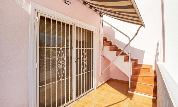 Återförsäljning - Radhus -
Torrevieja - Aguas nuevas 1