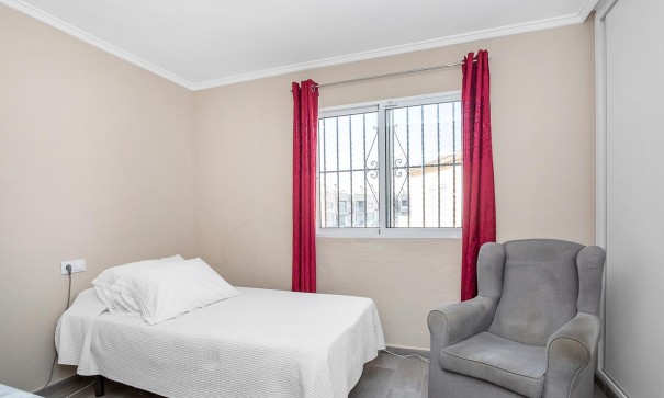 Återförsäljning - Radhus -
Torrevieja - Aguas nuevas 1