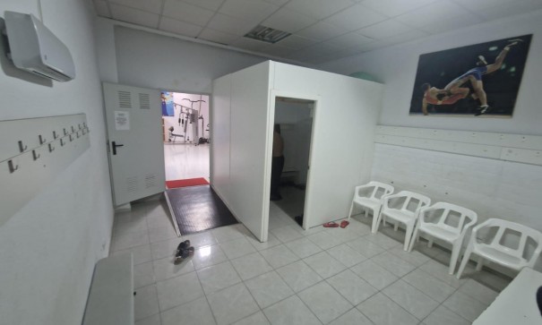 Sprzedaż - Reklama w telewizji -
Torrevieja - Estacion de autobuses