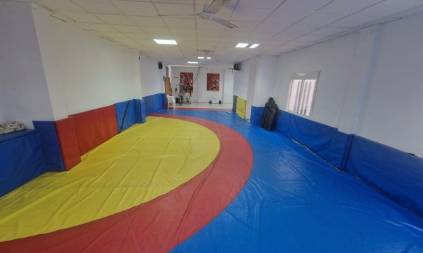 Sprzedaż - Reklama w telewizji -
Torrevieja - Estacion de autobuses