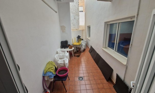 Sprzedaż - Reklama w telewizji -
Torrevieja - Estacion de autobuses