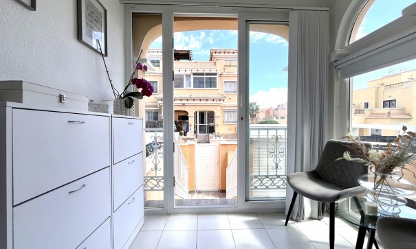 Venta - Casa de pueblo -
Villamartín