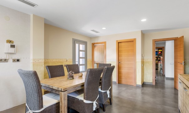 Sprzedaż - Willa wolnostojąca -
Elche - Elche/Elx