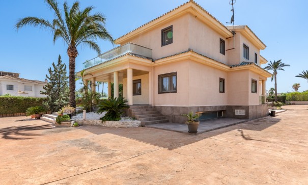 Sprzedaż - Willa wolnostojąca -
Elche - Elche/Elx