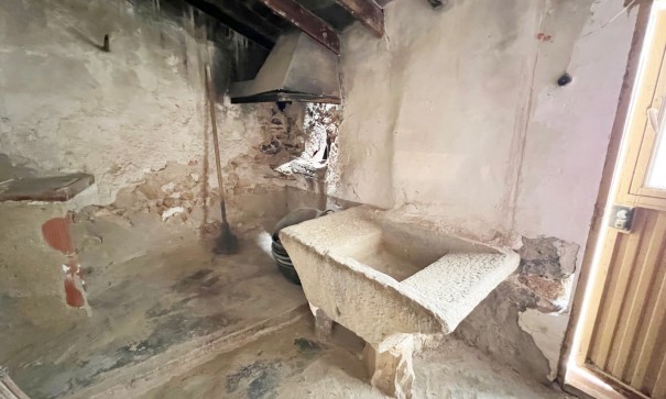 Sale - Town house -
Hondón de los Fráiles