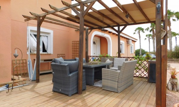 Herverkoop - Vrijstaande Villa -
Dolores