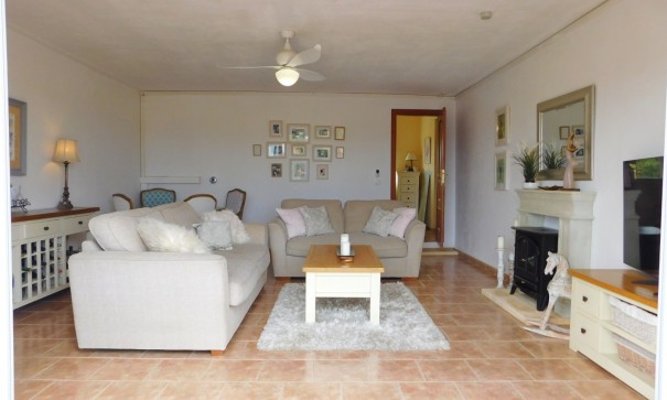 Herverkoop - Vrijstaande Villa -
Dolores