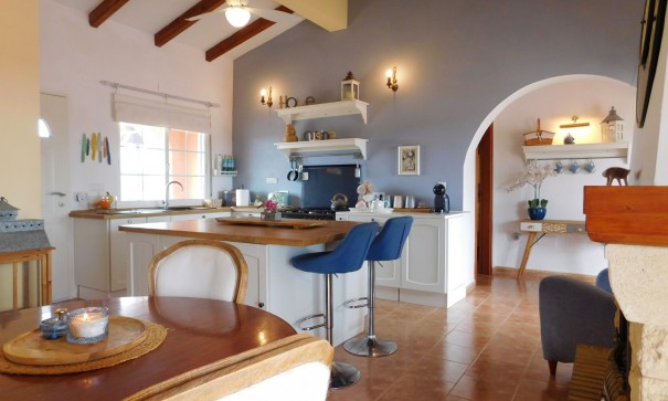 Herverkoop - Vrijstaande Villa -
Dolores