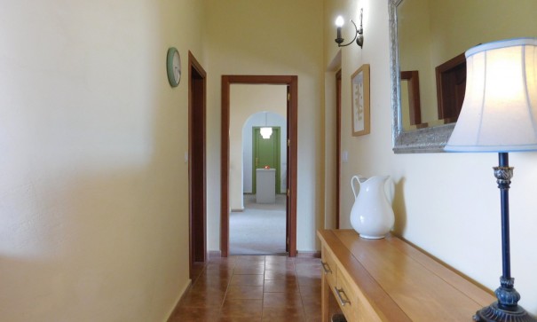 Herverkoop - Vrijstaande Villa -
Dolores