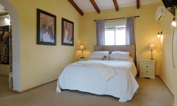 Herverkoop - Vrijstaande Villa -
Dolores