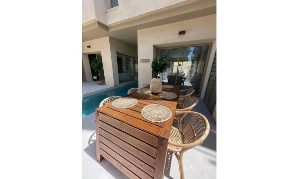 Venta - Casa de pueblo -
Formentera del Segura - 0