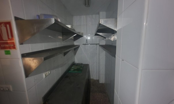 Sale - Commercial -
Torrevieja - Playa del cura