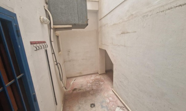 Sale - Commercial -
Torrevieja - Playa del cura