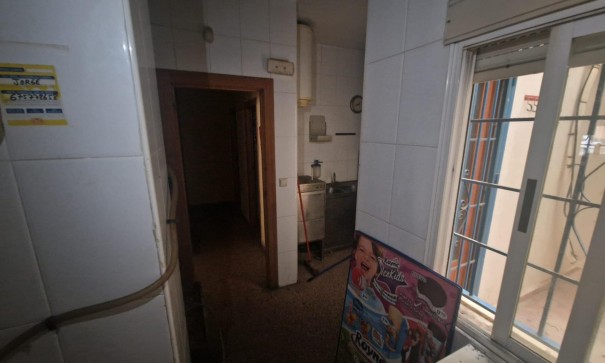 Sale - Commercial -
Torrevieja - Playa del cura