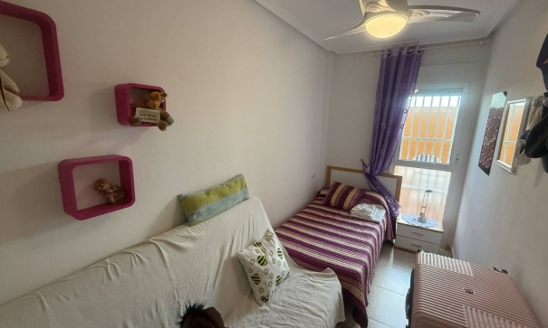 Sale - Apartment Flat -
Daya Nueva