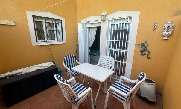 Sale - Apartment Flat -
Daya Nueva