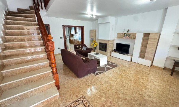 Återförsäljning - Radhus -
San Miguel de Salinas