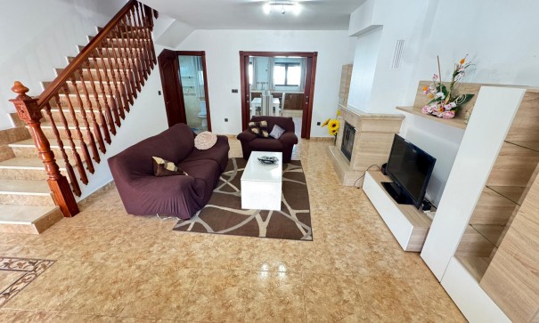 Återförsäljning - Radhus -
San Miguel de Salinas