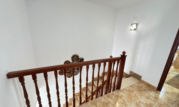 Återförsäljning - Radhus -
San Miguel de Salinas