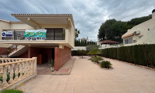 Herverkoop - Vrijstaande Villa -
Orihuela Costa - La Zenia