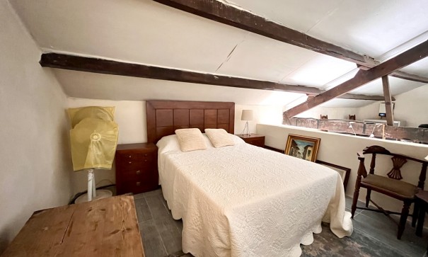 Återförsäljning - Finca lantlig egendom -
Dolores