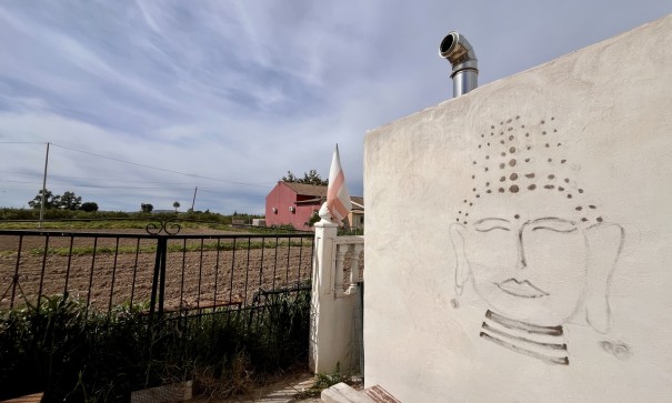 Återförsäljning - Finca lantlig egendom -
Dolores