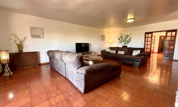 Sprzedaż - Willa wolnostojąca -
La Nucía